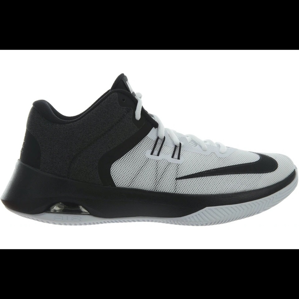 Nike Air Versitile II -Style 921692-100